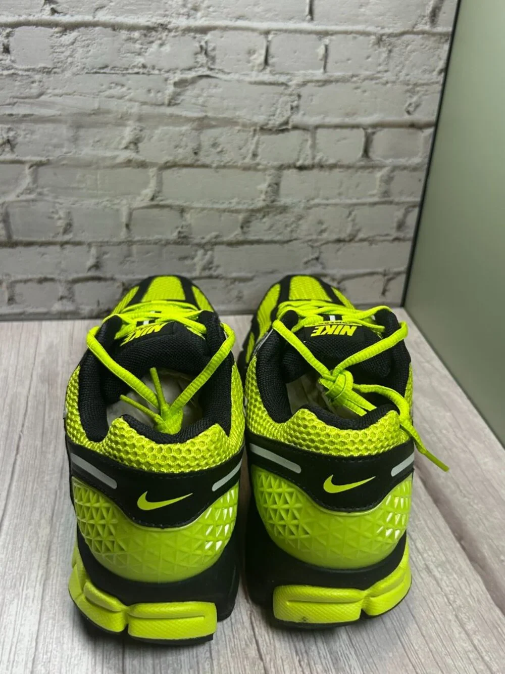 Nike women zoom